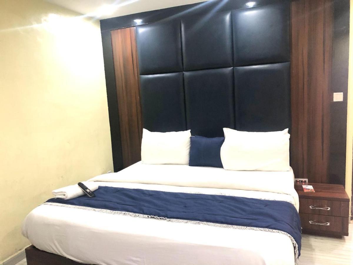 Six Diamond Hotel イケジャ エクステリア 写真